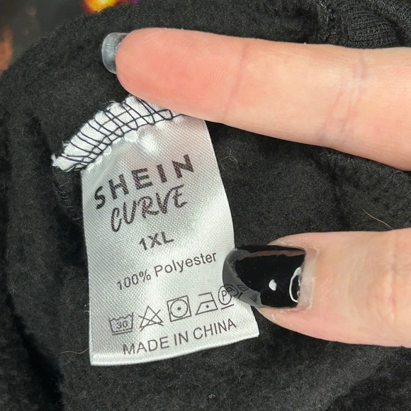 Shein Curve Black Christmas Squirrel Reindeer Lights Crew Sweatshirt Womens 1XL - Picture 3 of 6